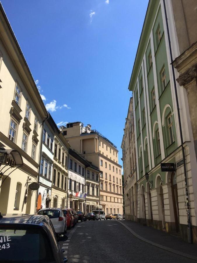 Lares And Penates Apartman Krakkó Kültér fotó